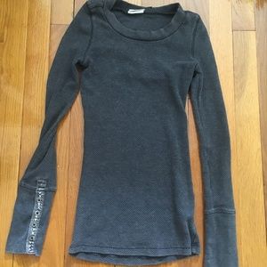 Long sleeve t-shirt